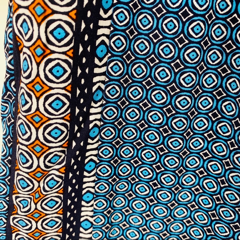 crown & ivy Geometric Pattern Palazzo Pants - Picture 3 of 8